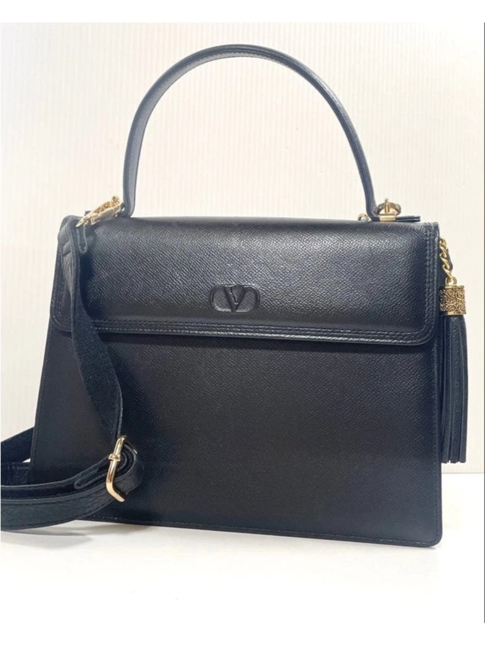 Authentic pre-loved Valentino Garavani leather 2way Limited Edition VHTF P